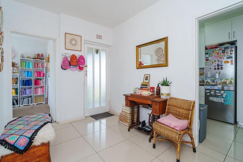 2 Bedroom Property for Sale in Kenilworth Western Cape